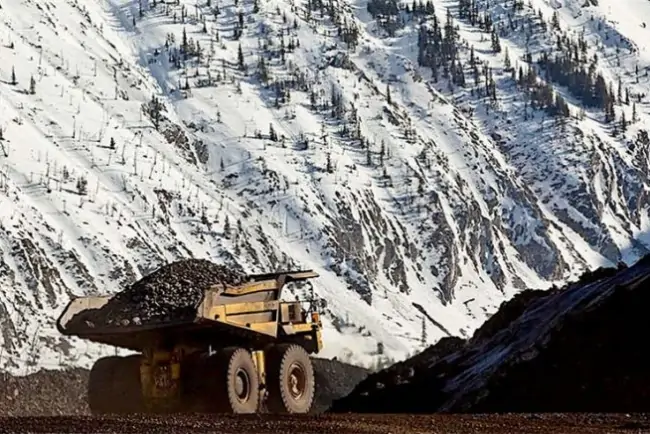 Teck sells coal assets to Glencore, steelmakers for US$8.9B to focus on copper
