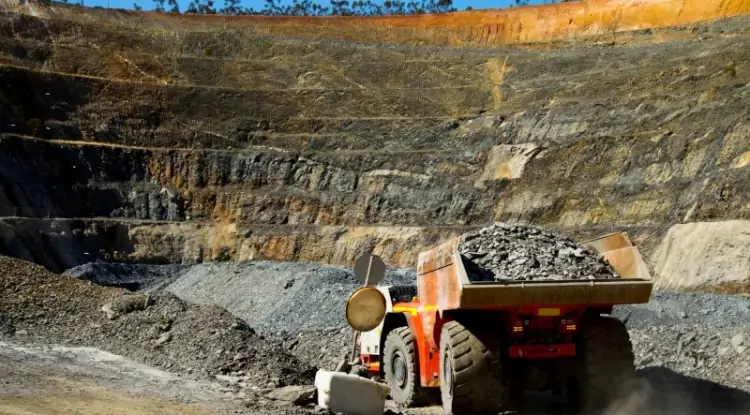 Nickel: Contrarian opportunity or portfolio suicide?