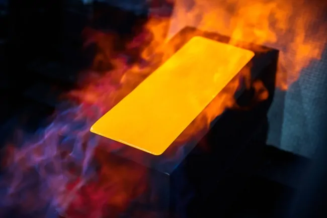 Gold price sets new all-time high amid tariff threats