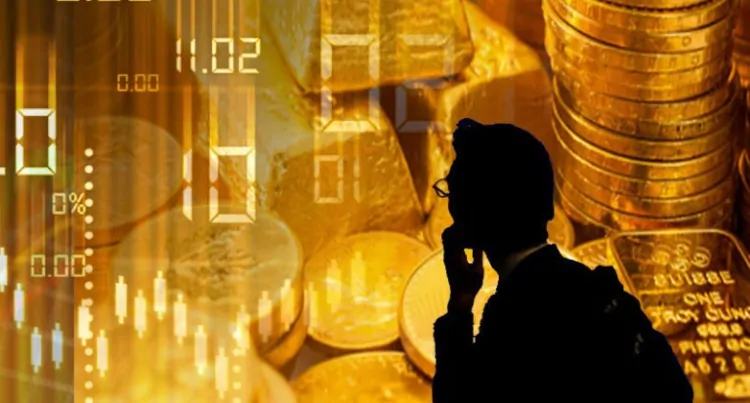 Gold price down 1% on strong US economic data
